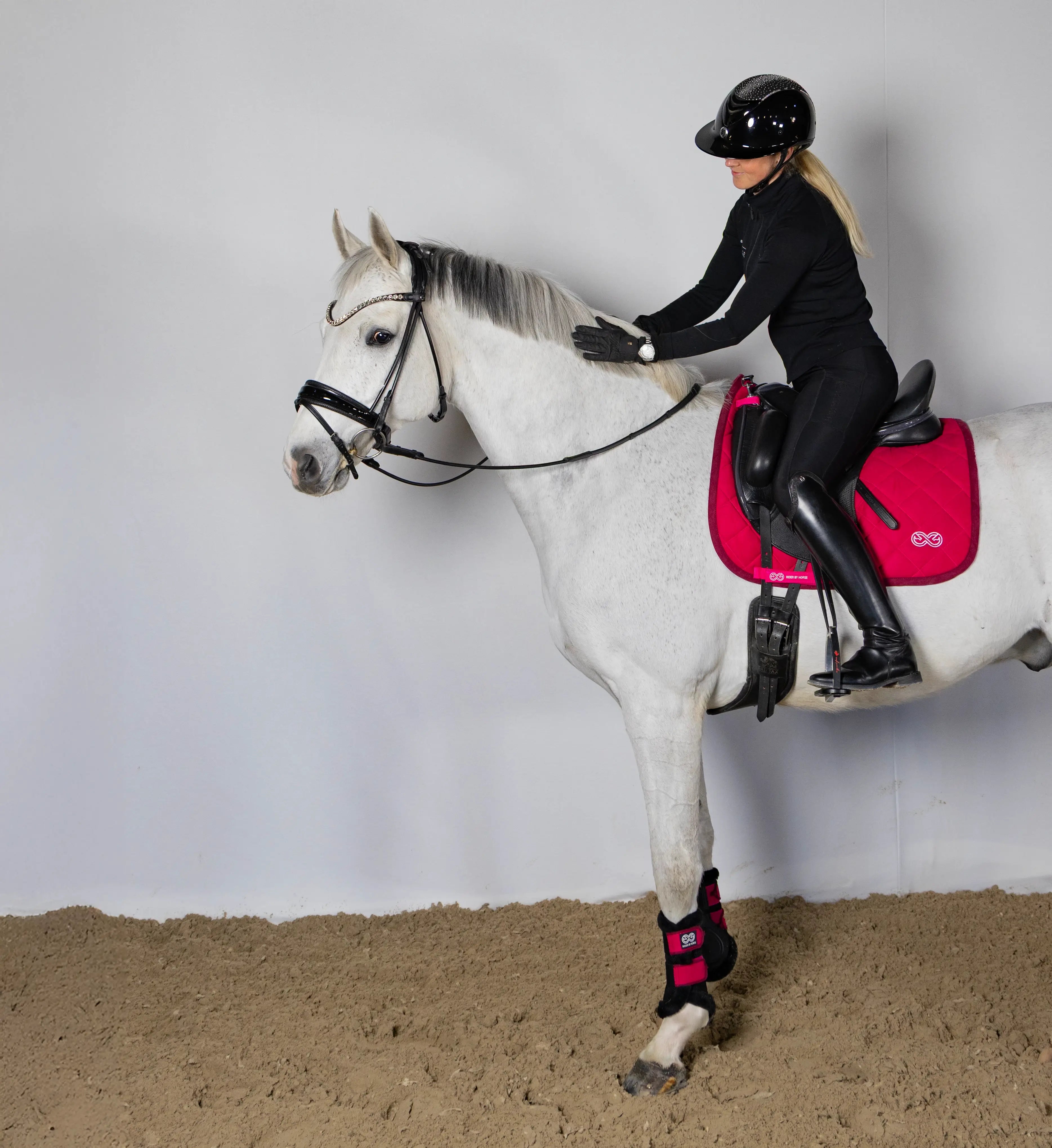 Video med Love Potion sadelunderlag