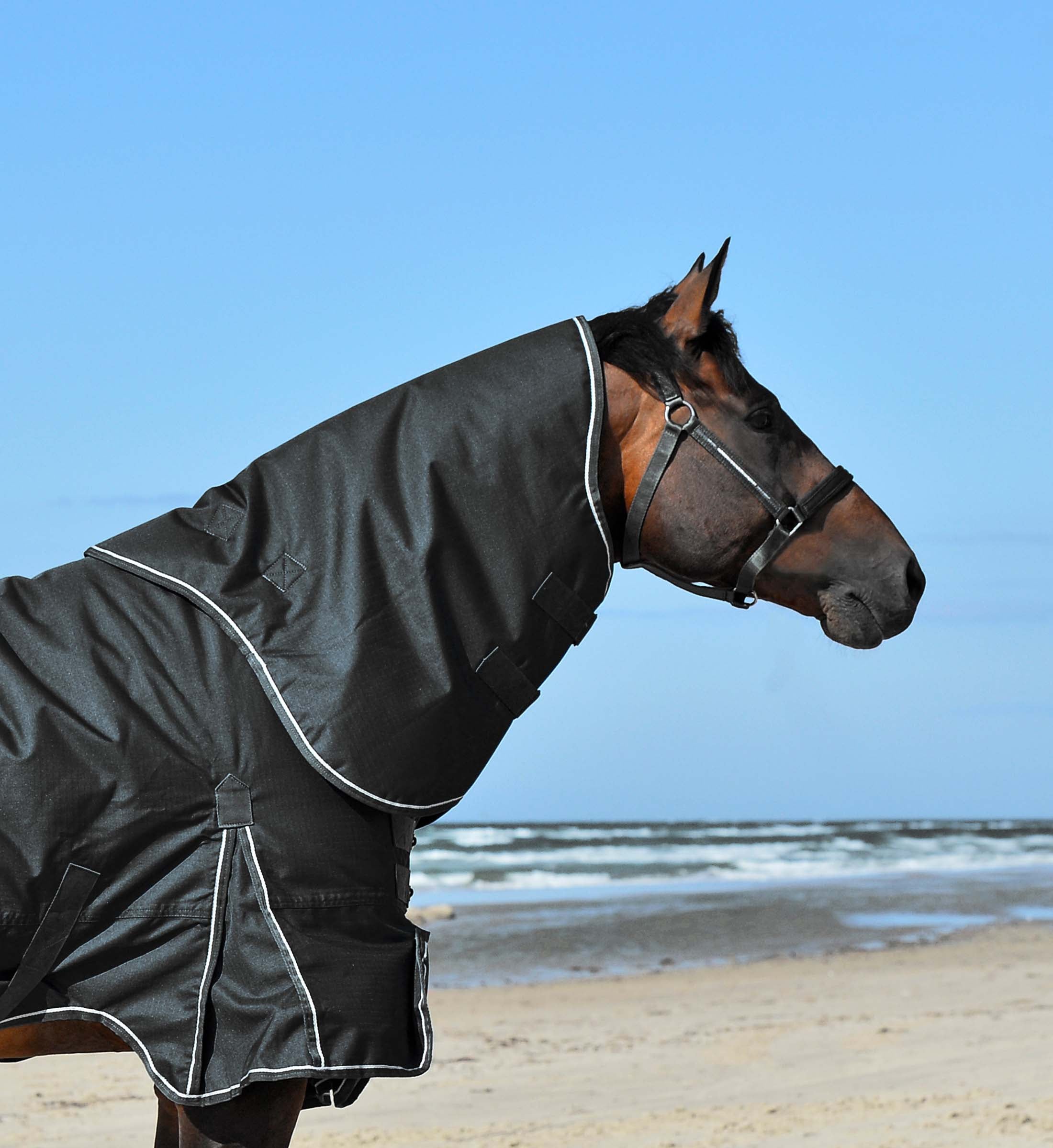 Hals til dækken i ekstra tyk 250g i farven sort.